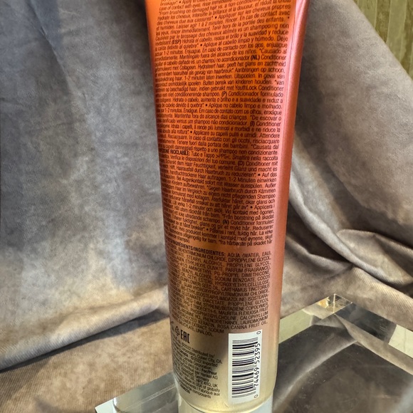 Joico Youth Lock Conditioner 8.5fl‎ oz - Picture 2 of 2